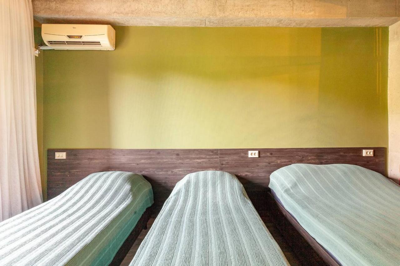 Veli Group Apartment Near White Bridge ° Kutaisi Exterior photo